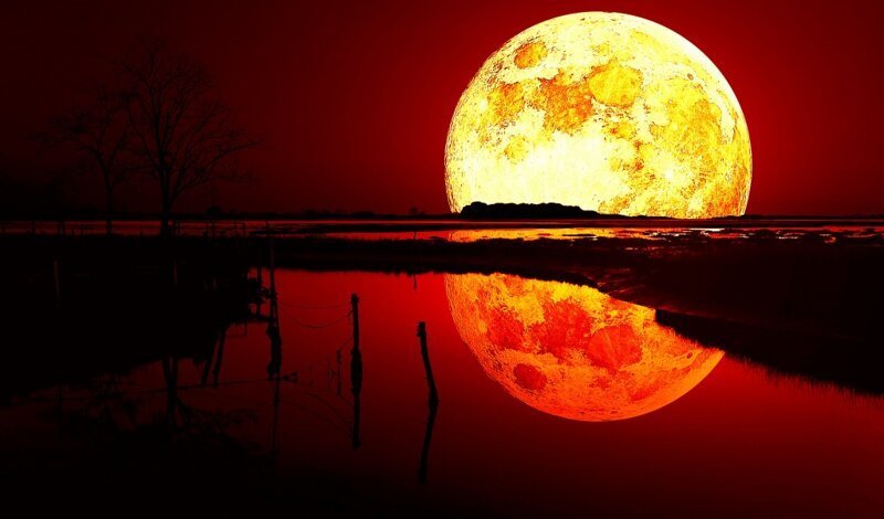 Почему луна имеет красный цвет: причины и объяснения