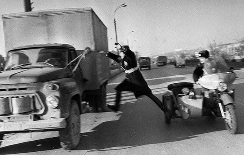 Старшина милиции Бурчу останавливает угнанную машину, СССР, 1988 год 