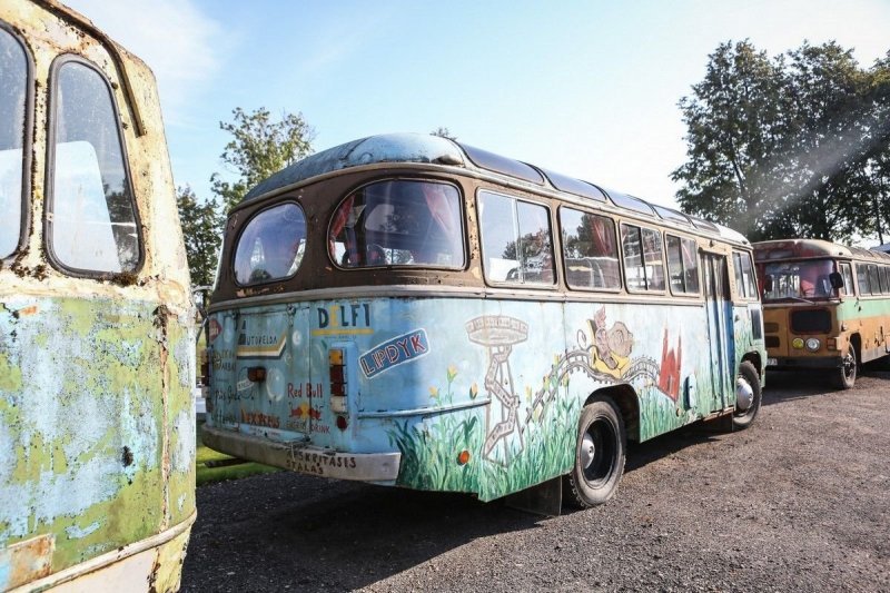 Автомузей в Литве, где выставлены машины из сериала "Чернобыль" 