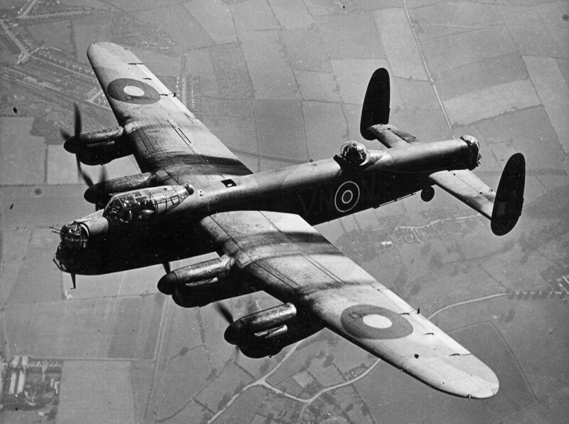 7. Avro "Lancaster". Великобритания, 1941