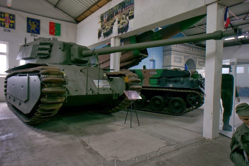 Танковый Музей в Сомюре, Франция