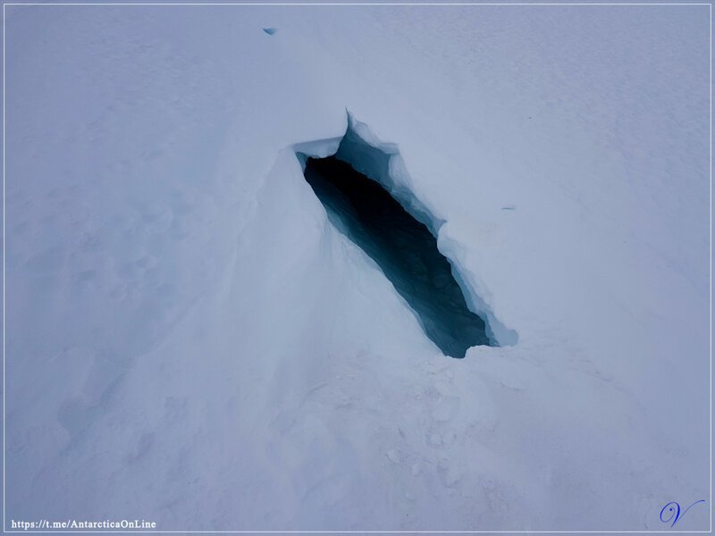 Ледовые пещеры на оазисе Ширмахера. Антарктида (Часть 2/2)
