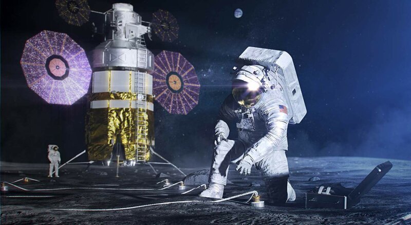 Гулять по Луне в трёхцветном: НАСА представляет новые скафандры для лунной миссии