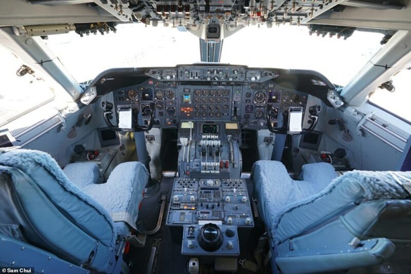 Кабина пилотов Boeing 747SP