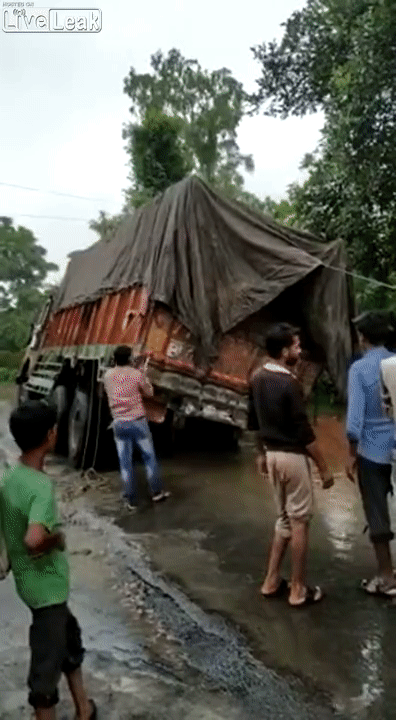 Подборка автомобильных гифок