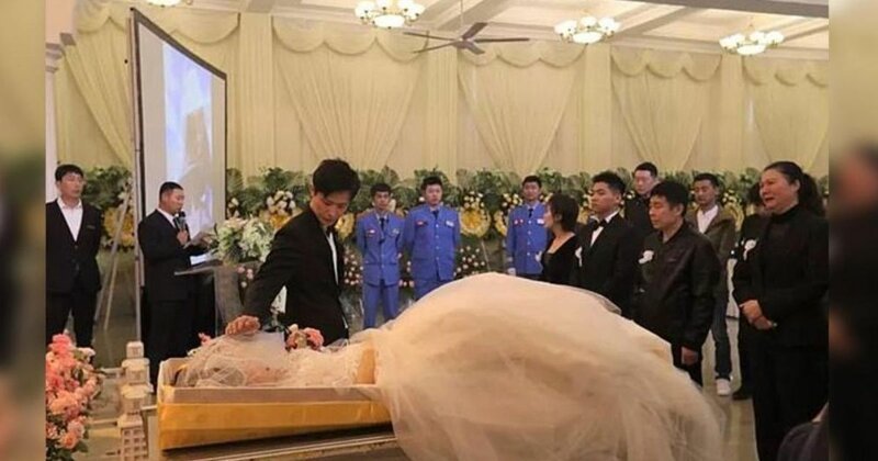 Свадьба на похоронах, парень исполнил мечту любимой девушки