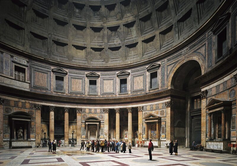 1. Томас Штрут — «Пантеон, Рим» (1990)