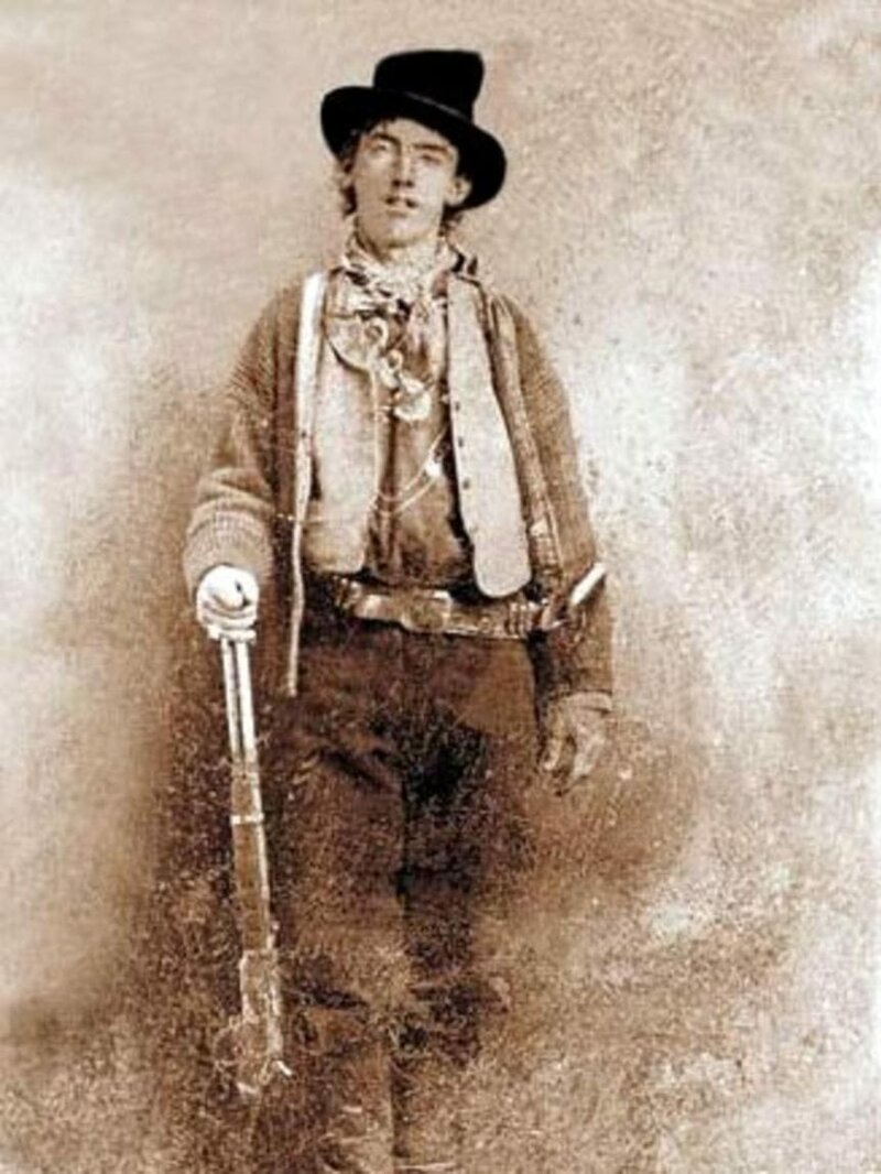 2. Неизвестный фотограф — «Билли Кид» (~1879)