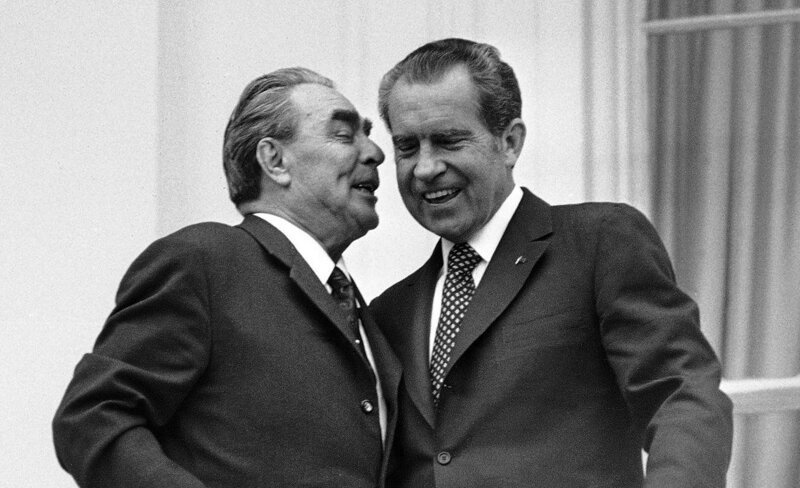Весёлый, красивый и ещё несколько фактов, которые мы не знали о Брежневе