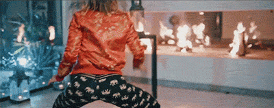 Гифки с девушками