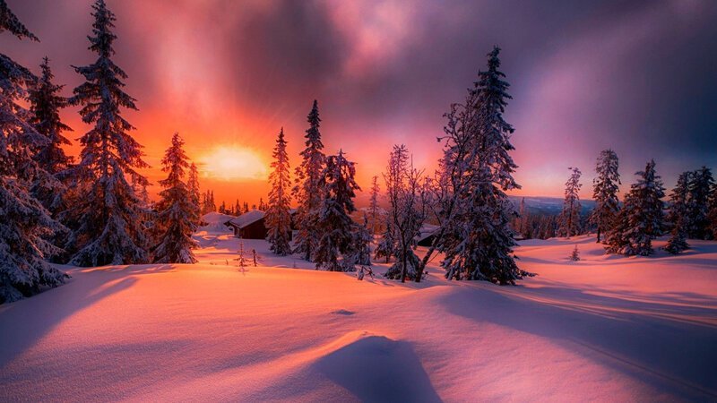Зимний закат в горах
