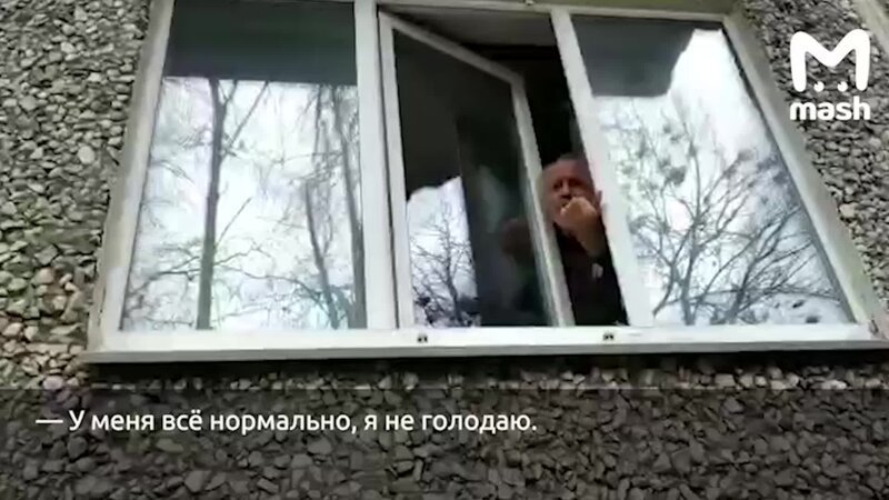 В Екатеринбурге соседи замуровали пенсионера в квартире из-за лая его собак