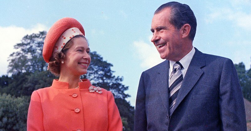 Елизавета II и 37-й президент США Ричард Никсон