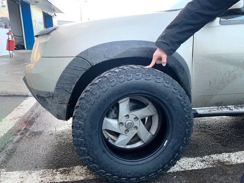 Грязевые тапочки на Renaylt Duster. Maxxis Bighorn MT 674