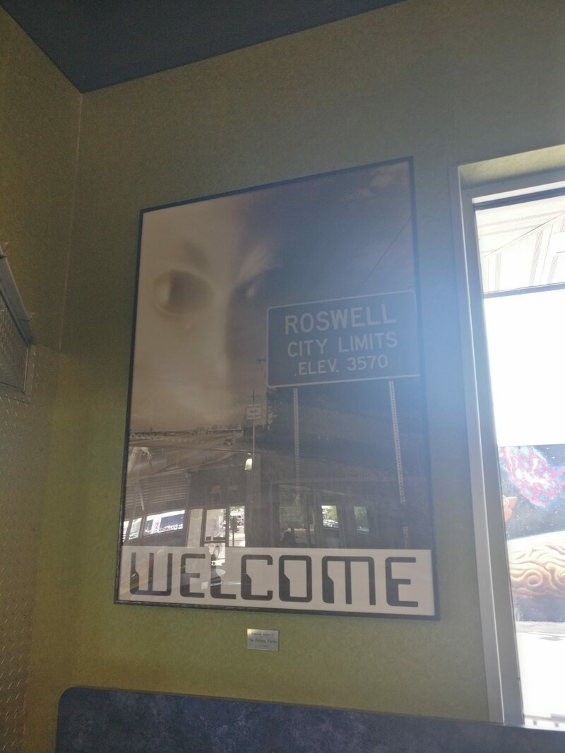 Макдональдс в Розуэлл  (Roswell McDonald's) США