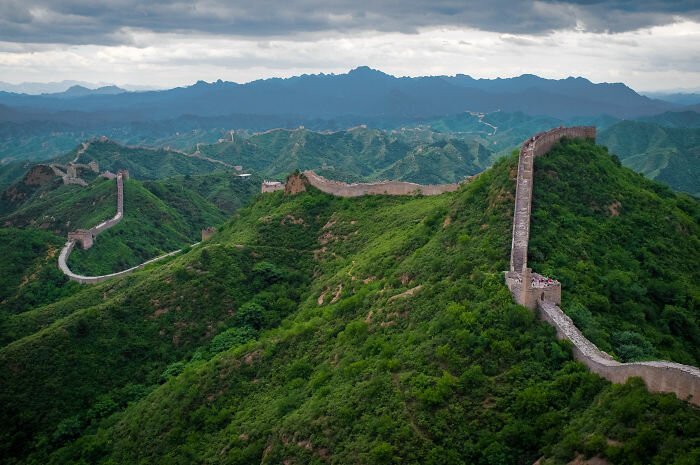 Великая китайская стена не видна из космоса