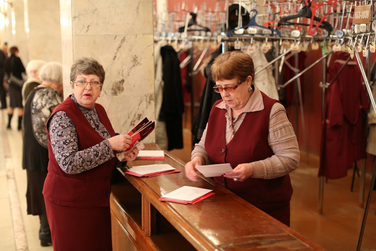 Вакансии для пенсионеров женщин гардеробщица