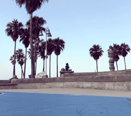 Гифки с девушками