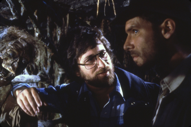1981. Харрисон Форд и режиссер Стивен Спилберг на съемках «Искателей утраченного ковчега»
