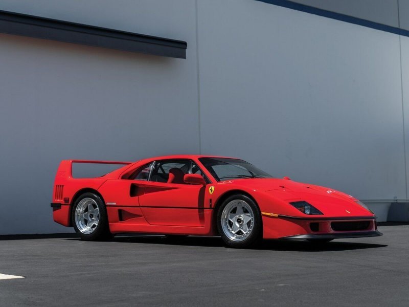 В США за 21 000 долларов продается фальшивый Ferrari F40
