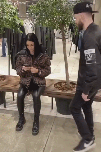 Разыграли девушку Разыграли девушку