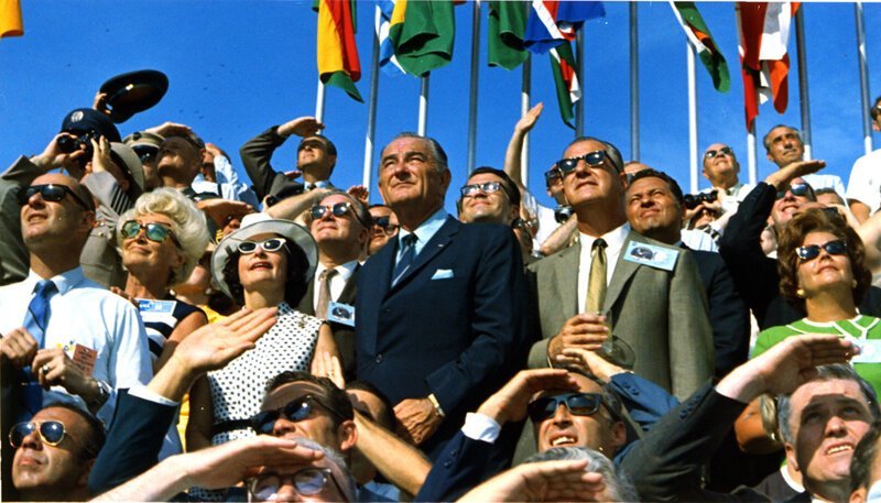 Американцы с замиранием сердца следят за запуском миссии Аполлона-11: