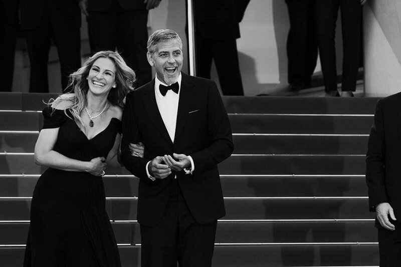 Джордж Клуни с какой - то бабой