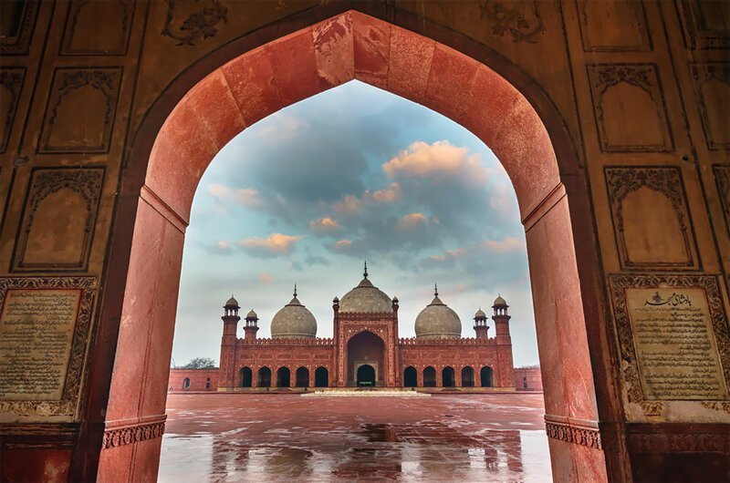 Дэниэл Бертон, "Мечеть Бадшахи в Лахоре, Пакистан" - финалист
