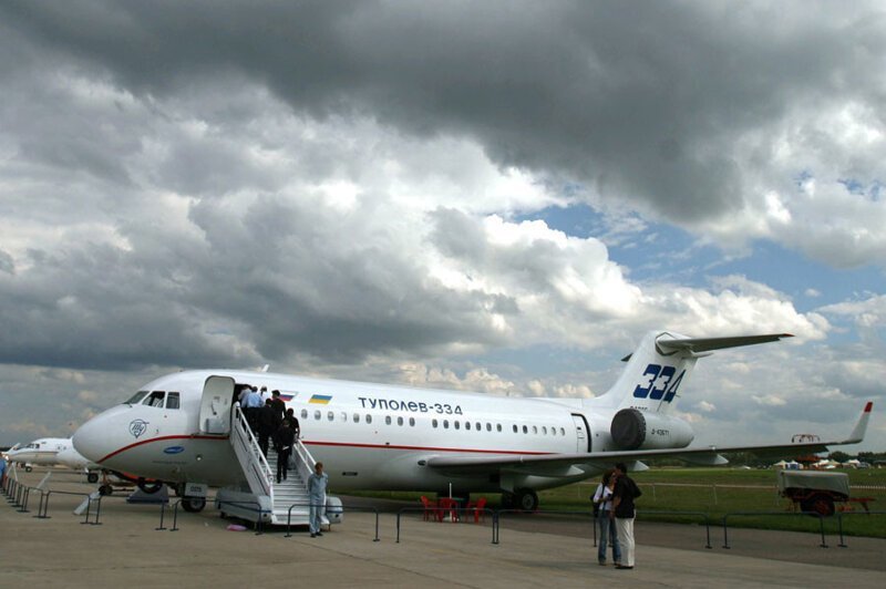 Ту-334 vs SSJ-100