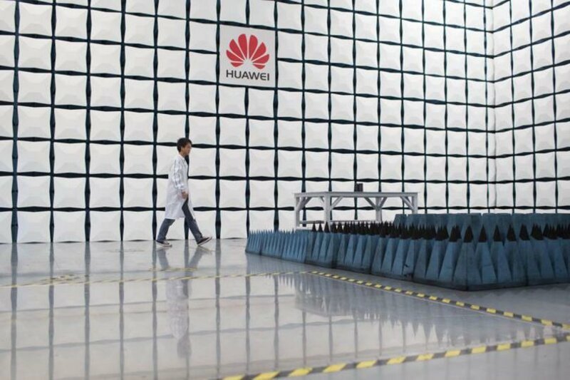 Huawei полностью отказалась от американских компонентов в своих смартфонах