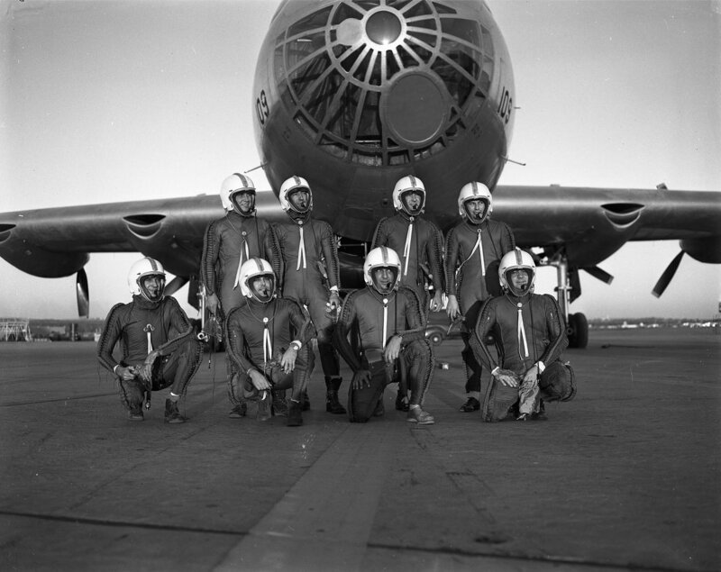 Экипаж стратегического бомбардировщика В-36; 1950-е годы 