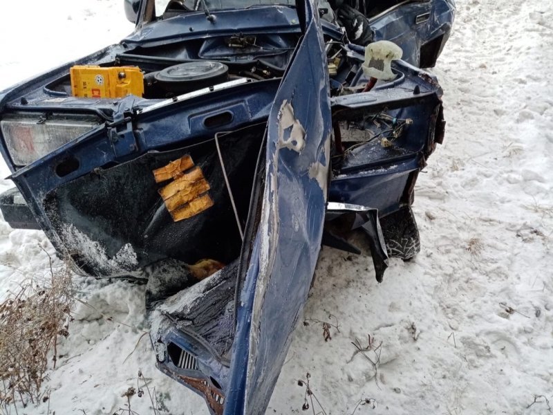 Авария дня. Пожилые супруги погибли на трассе в Свердловской области