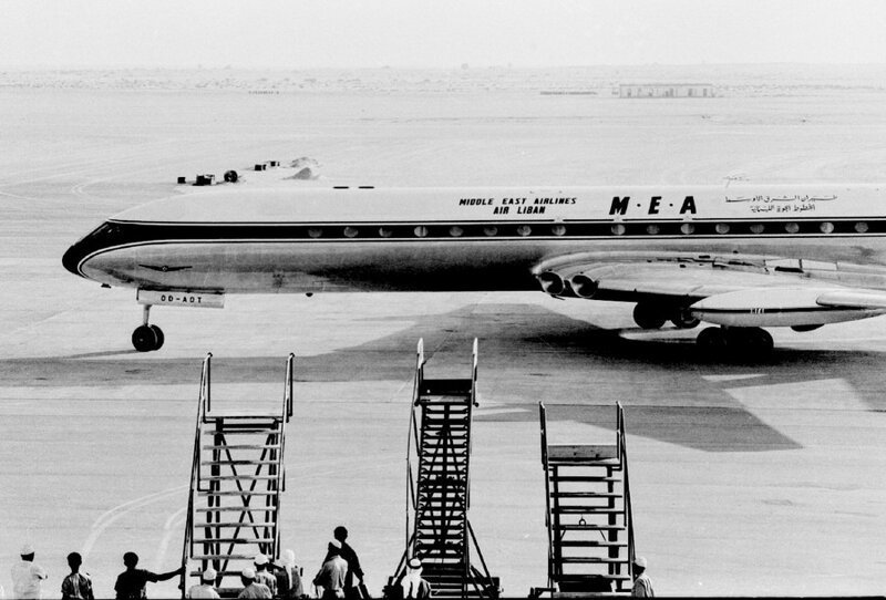 15. Первым самолетом, приземлившимся на новую посадочную полосу в аэропорте Дубая стал Comet из Middle East Airlines в 1965 г.