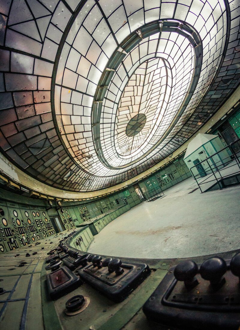 1. Диспетчерский зал в стиле ар-деко на закрытой электростанции (Венгрия)