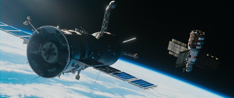 Космонавты с "Мира" полетели на старый "Салют"