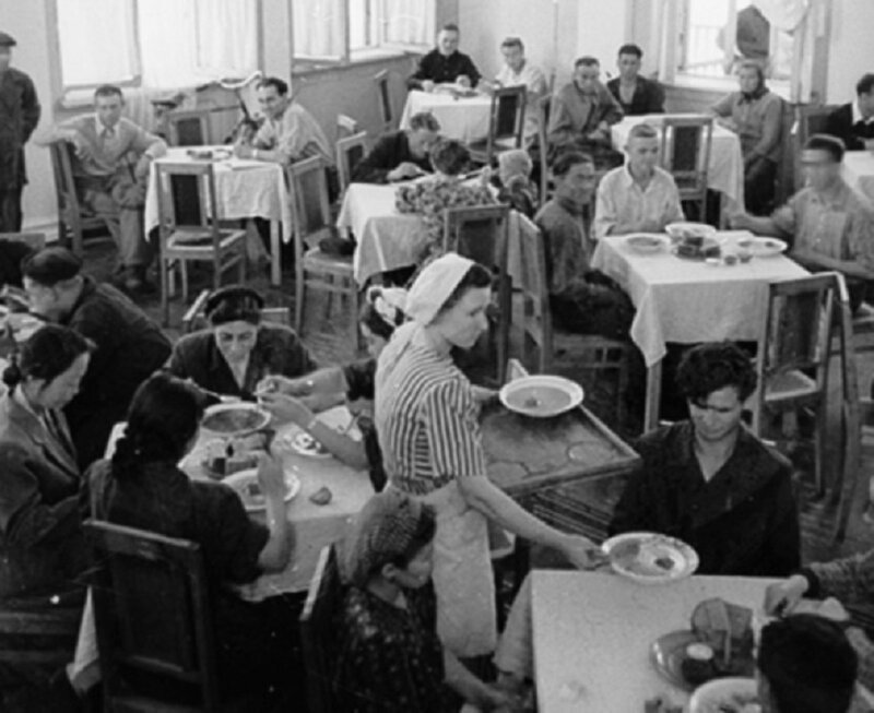 Комплексный обед за рубль пятьдесят: все о феномене советского общепита
