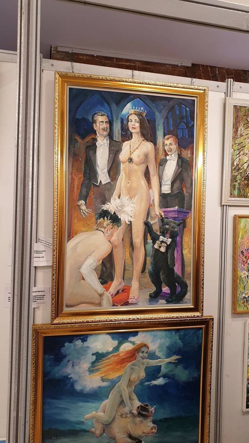 На Урале прикрыли голых женщин на картинах местных художников