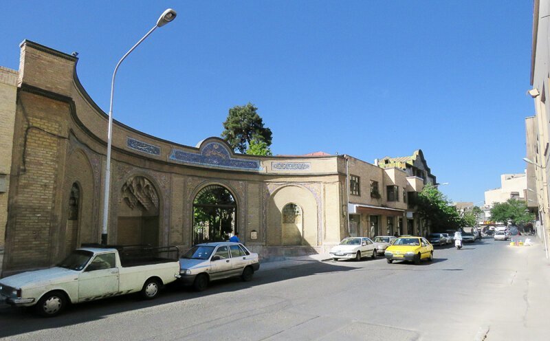 Тегеран. Часть 5: дома, мечети и немного зороастризма