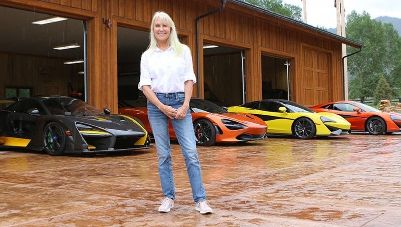 Страсть блондинки! Жительница Колорадо коллекционирует спорткары McLaren