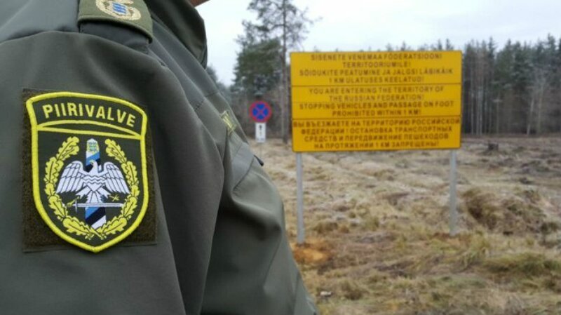 Эстонского пограничника сдуло ветром на территорию России