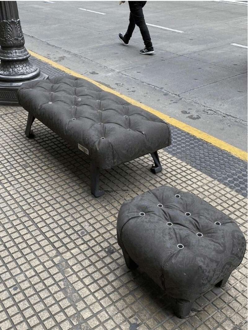 Эти скамейки в Буэнос-Айресе кажутся такими мягкими, хотя и сделаны их бетона