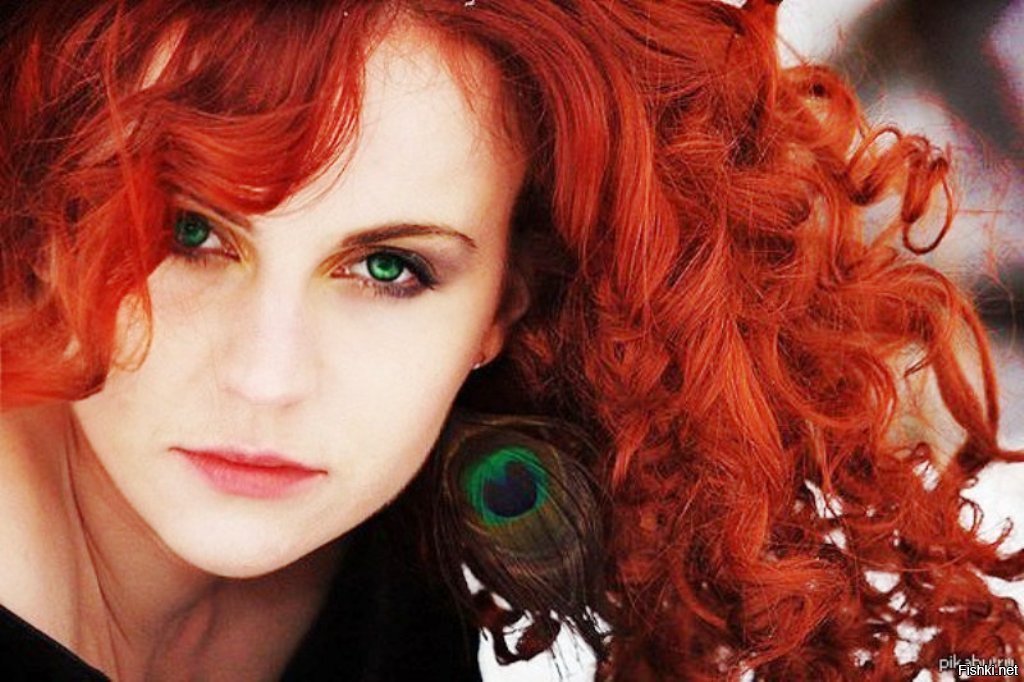 Почему у ведьмы рыжие волосы и зеленые глаза