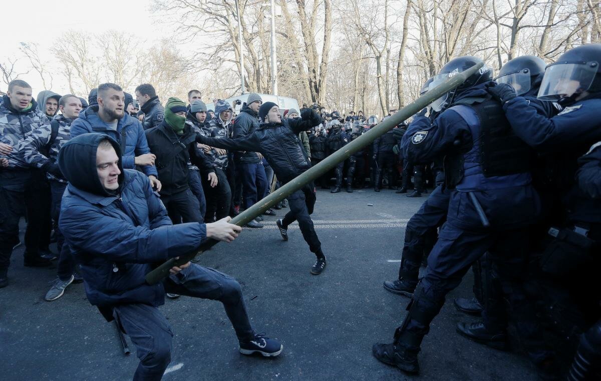 нет майдану в москве