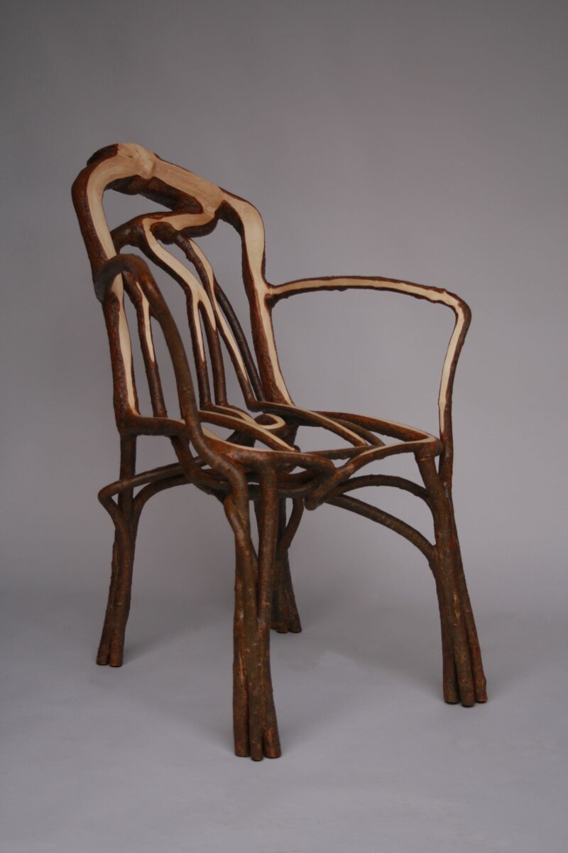 Смелый 3D-проект: столы, стулья и торшеры растут прямо на грядках