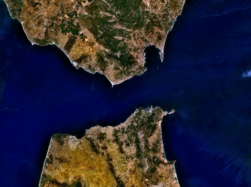 Гибралтарский пролив