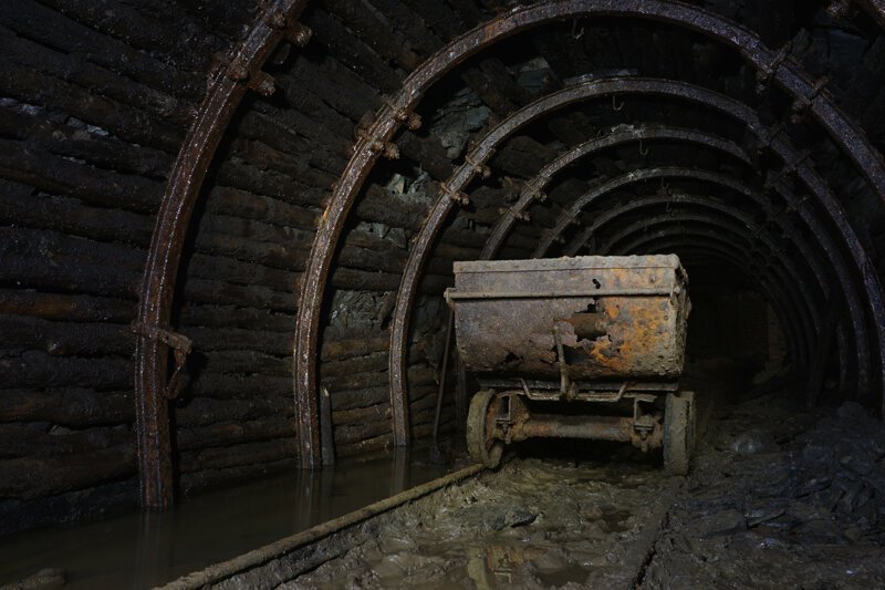 Эстетика горных разработок: внутри и снаружи заброшенных шахт и рудников
