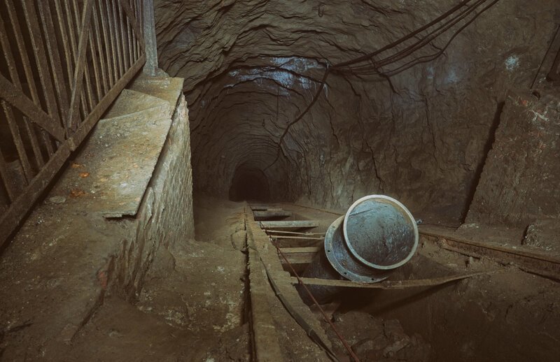 Эстетика горных разработок: внутри и снаружи заброшенных шахт и рудников