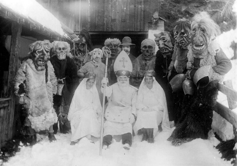 Зловещая встреча друзей святого Николая в Австрии, приблизительно 1935 год