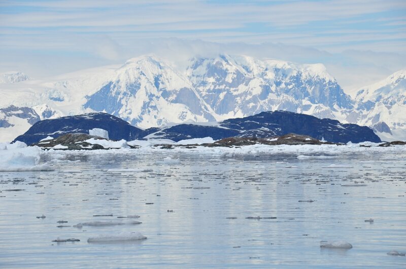 Антарктида. Yalour Island