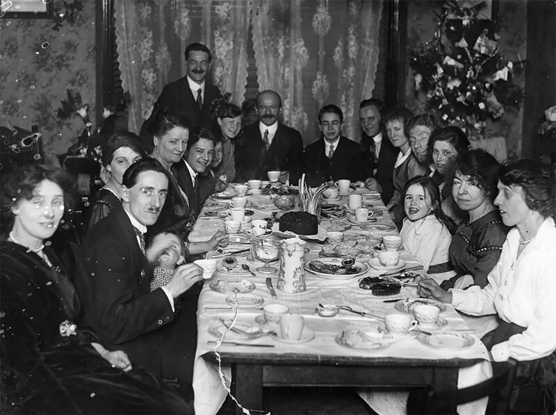 Праздничные посиделки, 21 декабря 1919 года 